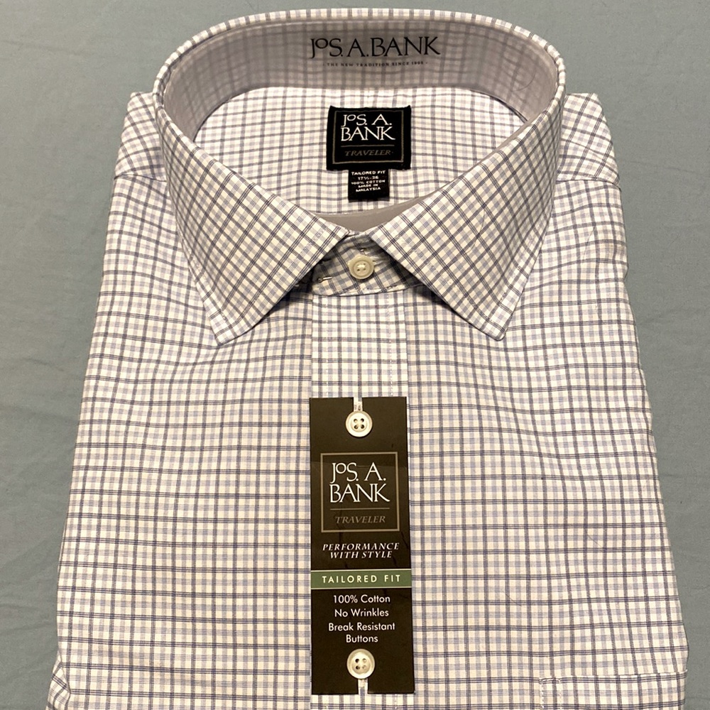 BNWT Men’s Jos A Bank blue check button down shirt 17.5 neck 35/36 long sleeve